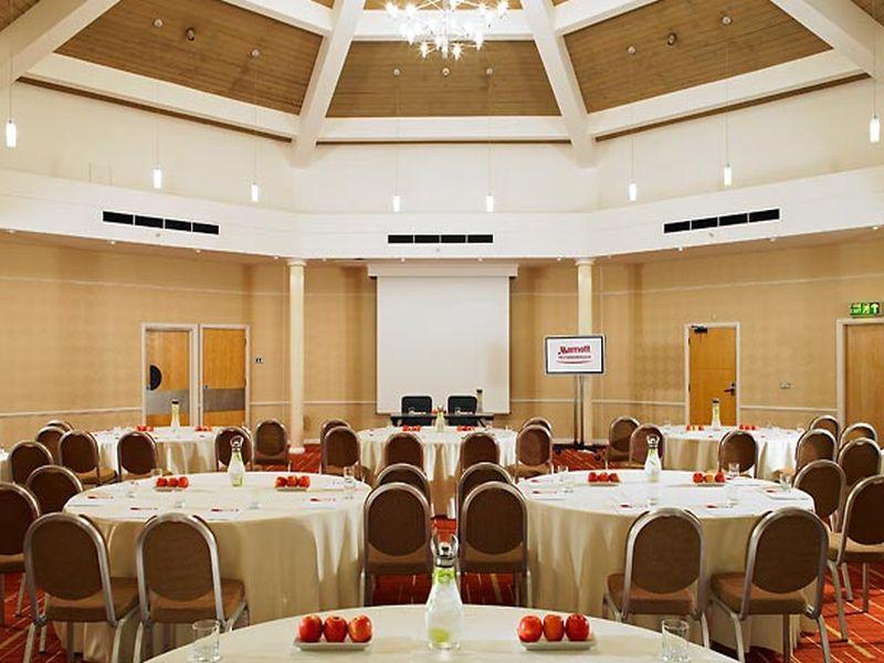 Delta Hotels By Marriott Peterborough Exteriér fotografie